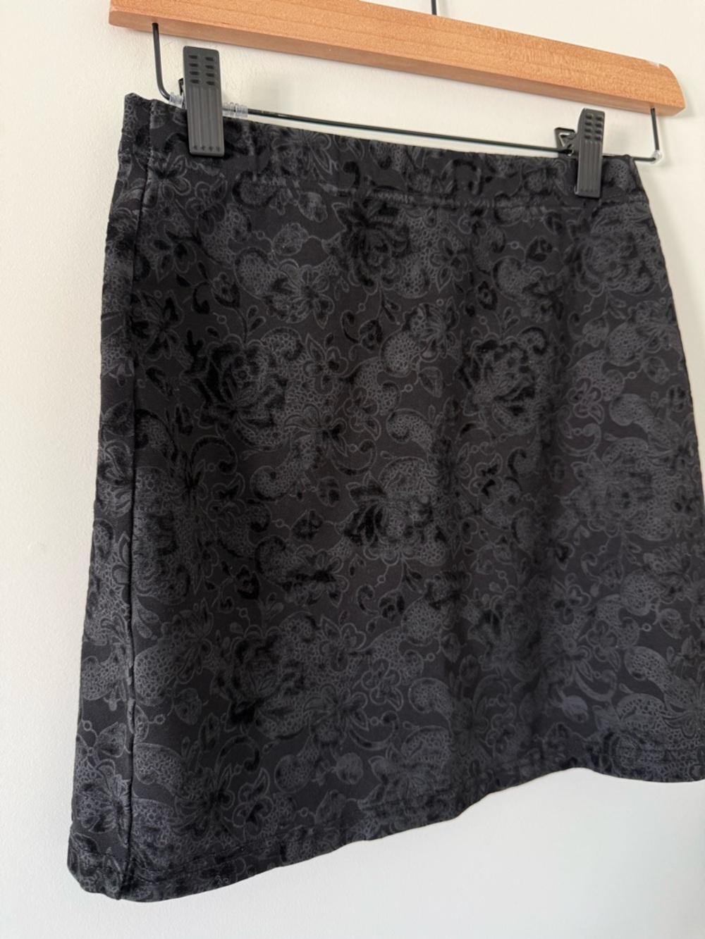 Black Floral Jacquard Mini Skirt (size XS)